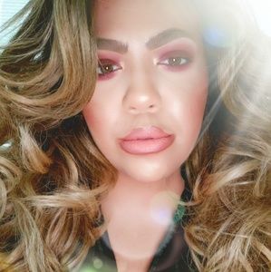 Meet your Posher, Arihanna